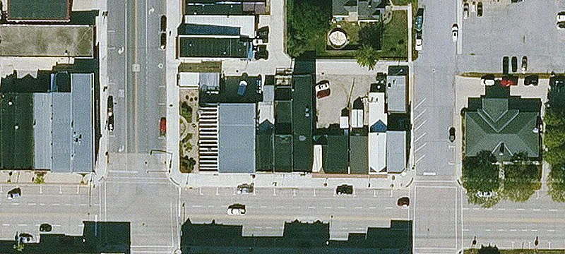 826 Central Ave