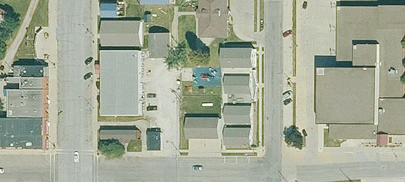 110 High St