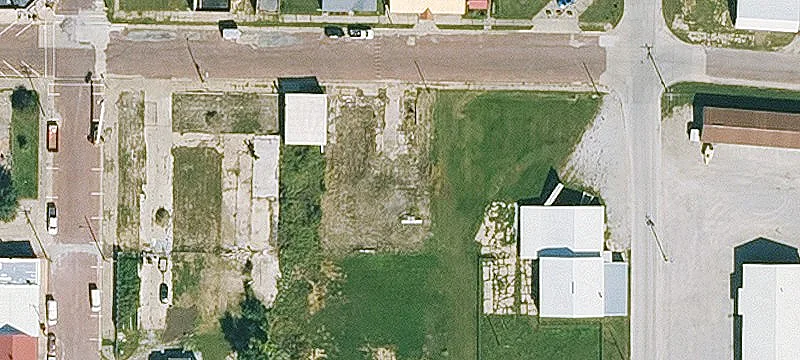 206 Main St