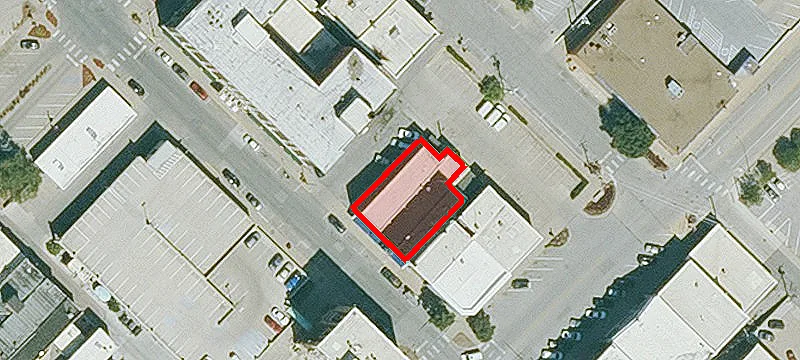 121 2nd St