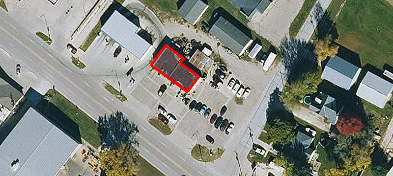 300-302 Hwy 175