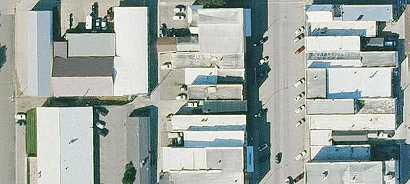 1427 Main St
