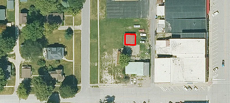 Earlham, IA 50072