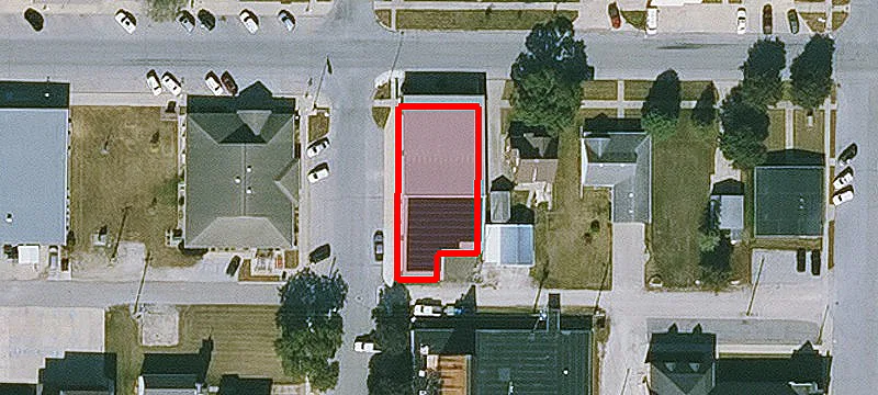 306 Maple St