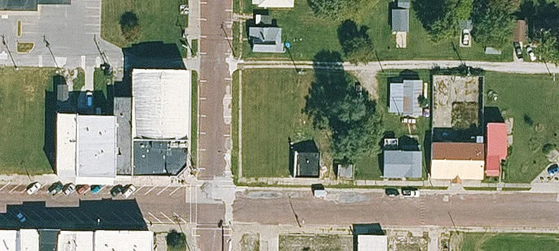 211 Main St