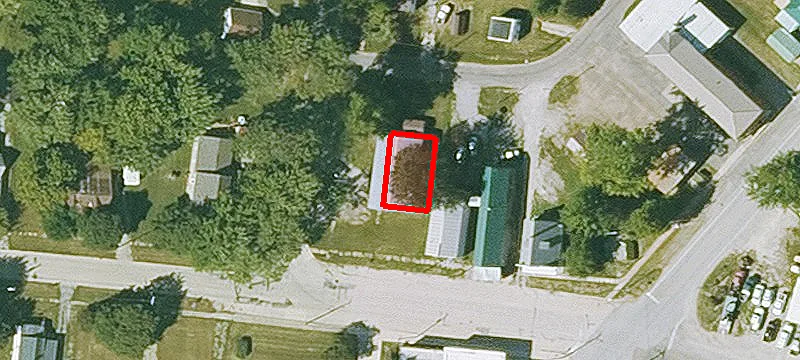111 Maple Ave