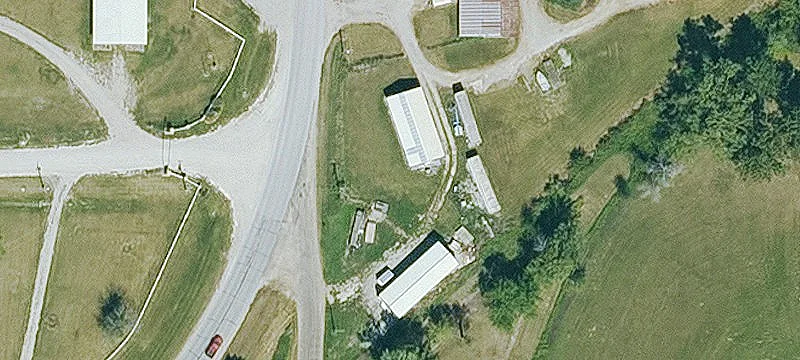 Bloomfield, IA 52537