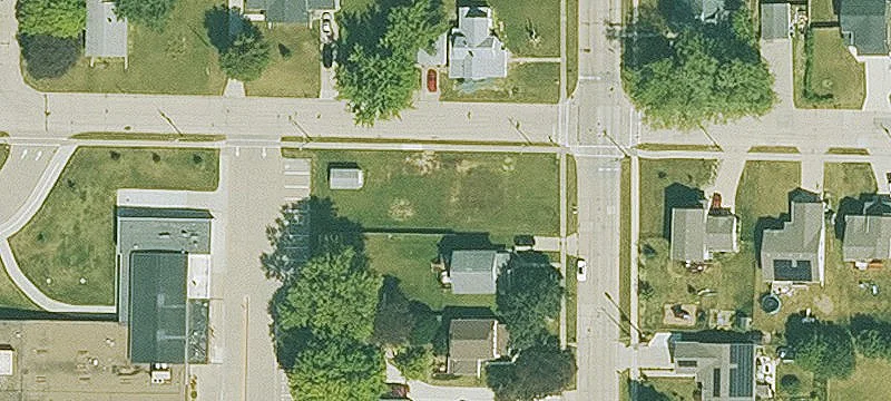 527 Main St