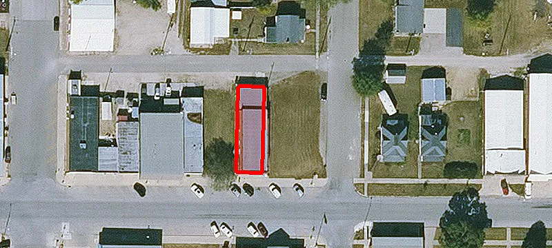 221 Maple St