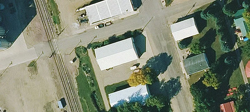 301 Main St