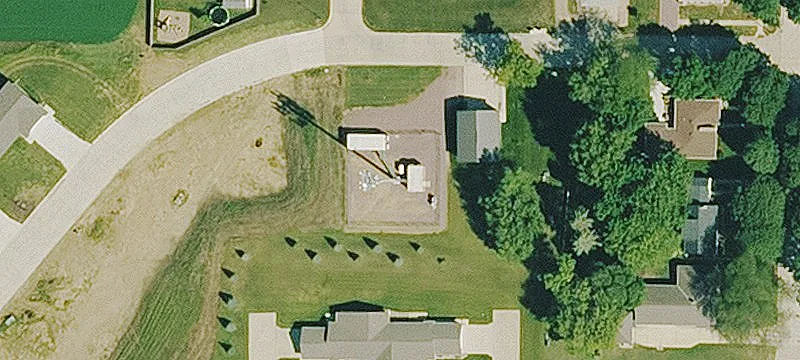 910 6th Ave