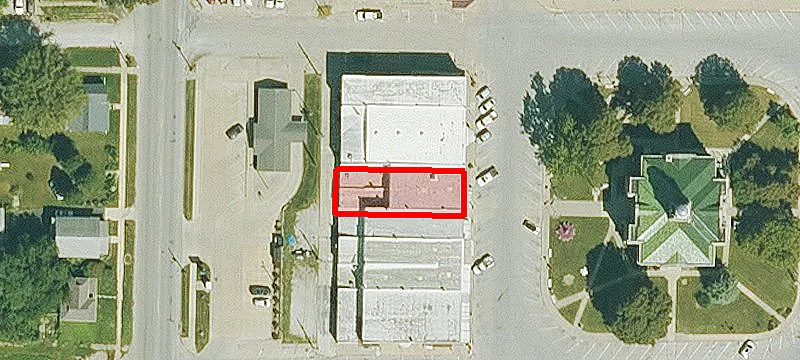 206 Main St