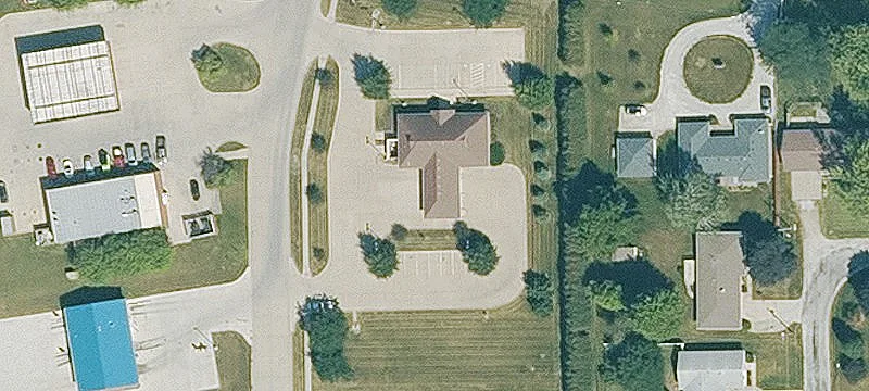 304 Commerce