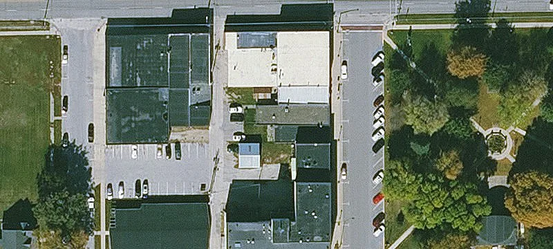 9 1st SW St