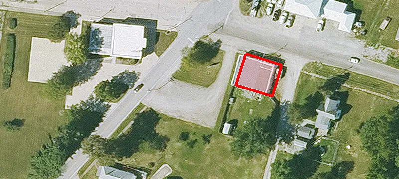100 Maple Ave