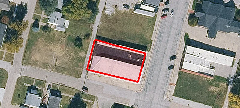 1005 Main St