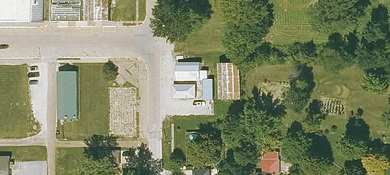 106 Benton St