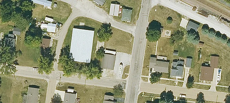 Calmar, IA 52132