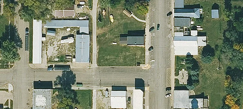 201 1st St