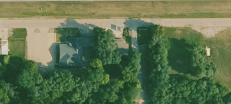 1516 A E Ave