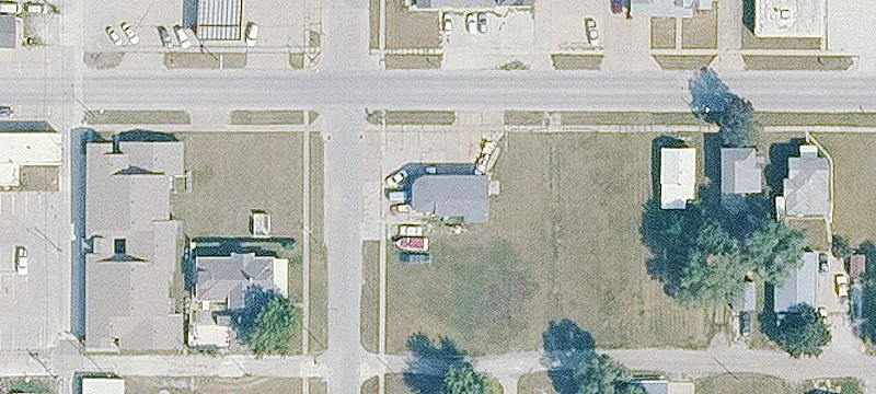 738 Ct Ave