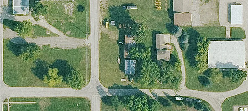 905 Huron St