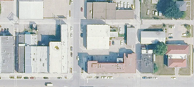 212 Grand St