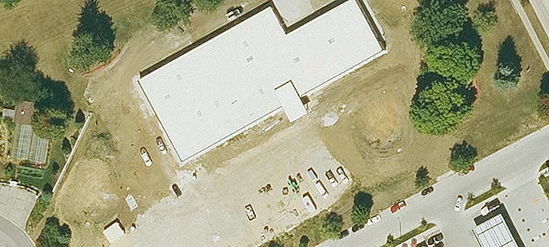 902 Commerce Dr