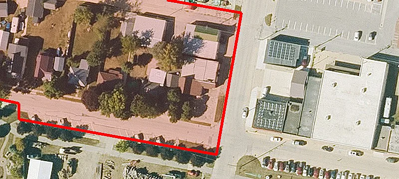 208 2nd W St