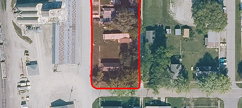 206 Main St