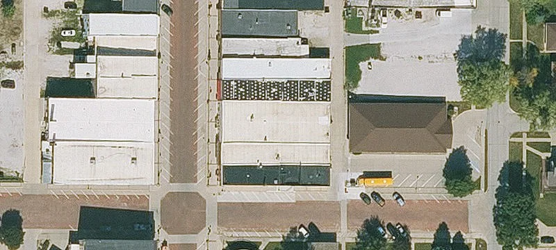320 Main St