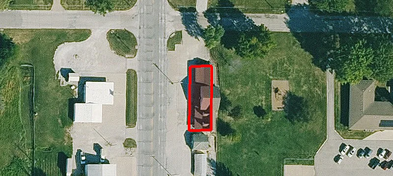 911 Sumner Ave