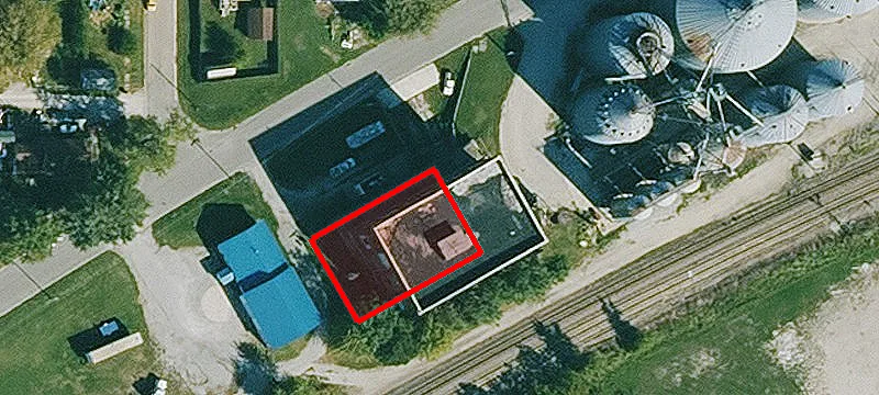 200 Russell St