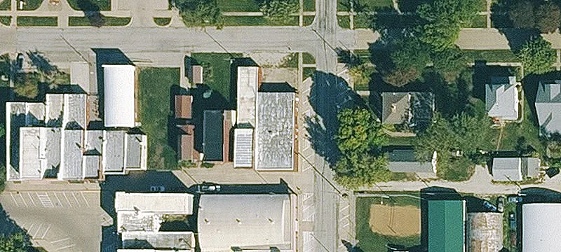 106 2nd St