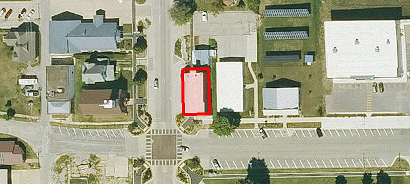 101 Main St