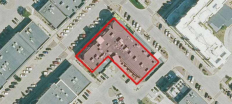 1615 Main St