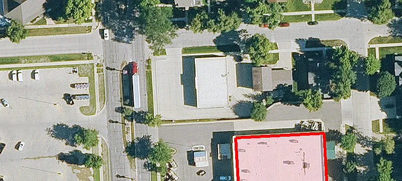 820 Grand Ave