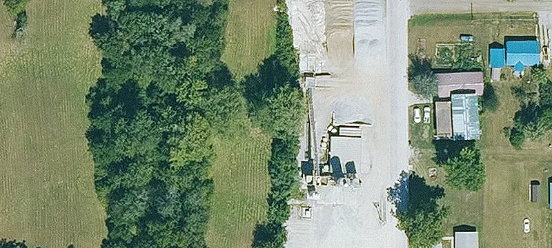 Bloomfield, IA 52537