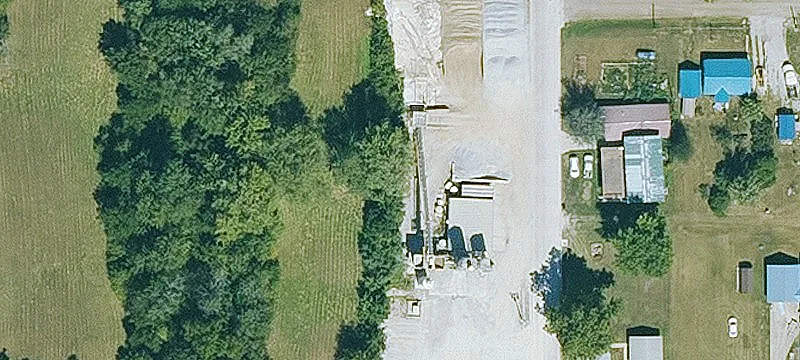 Bloomfield, IA 52537