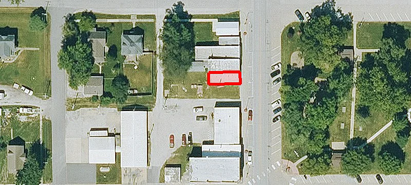 250 Douglas St