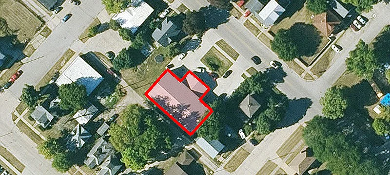 1118 Commercial St