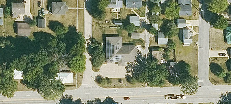 900 3rd St