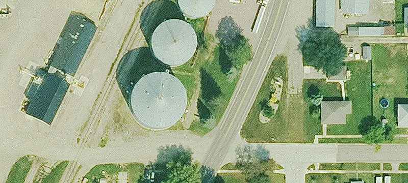 111 Riv Rd