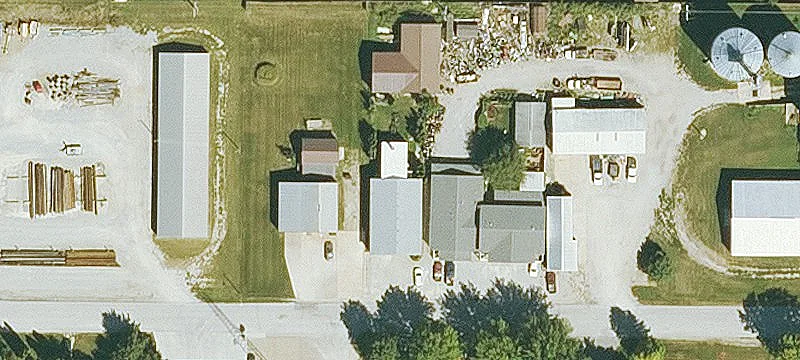306 Commercial St