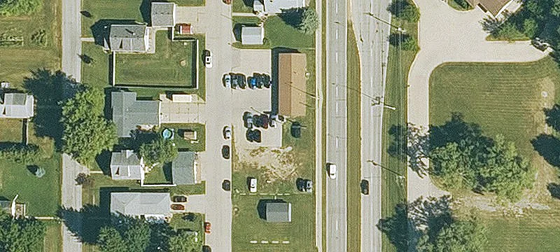 2203 Roosevelt Ave