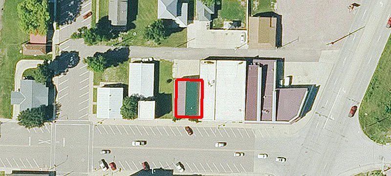 121 Main St