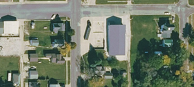 201 4th Ave