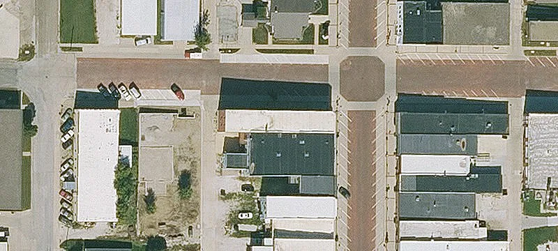 301 Main St