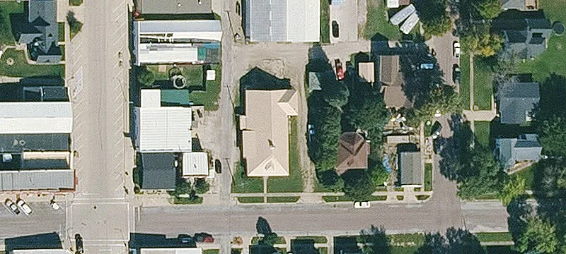 130 2nd St