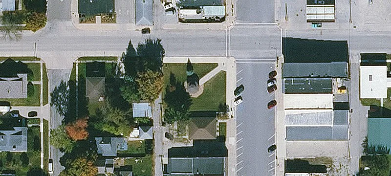 12 Hawkeye Ave
